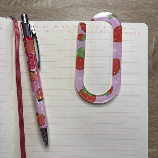 Jumbo acrylic paperclip