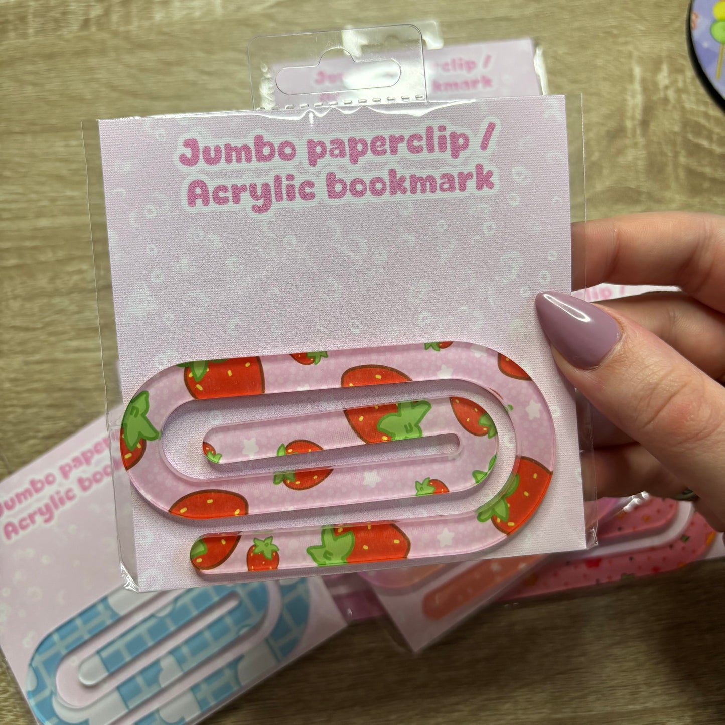 Jumbo acrylic paperclip