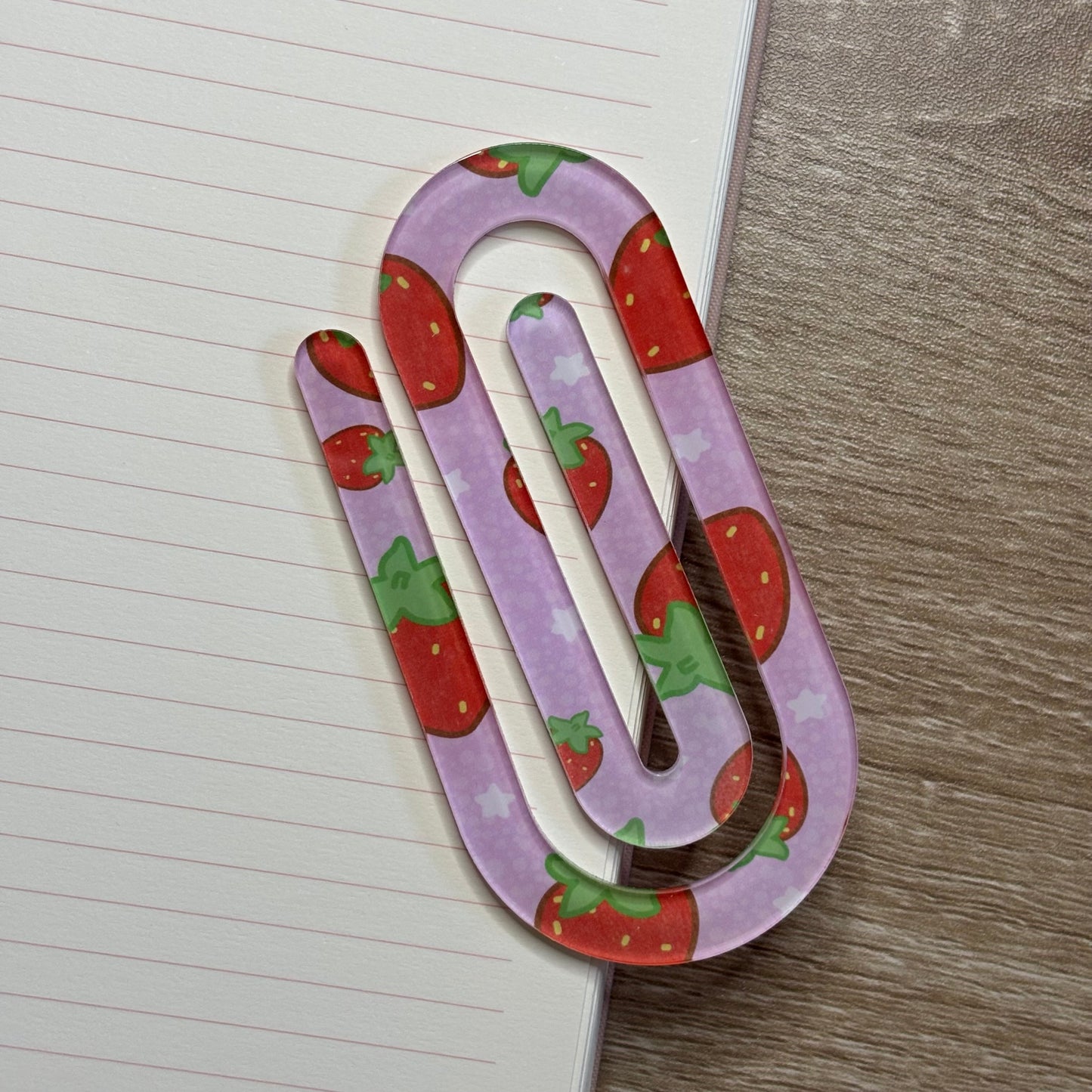 Jumbo acrylic paperclip