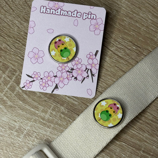 Froggy dango pin | Collectable, Japan, Kawaii, colourful, badges, pins, aesthetic