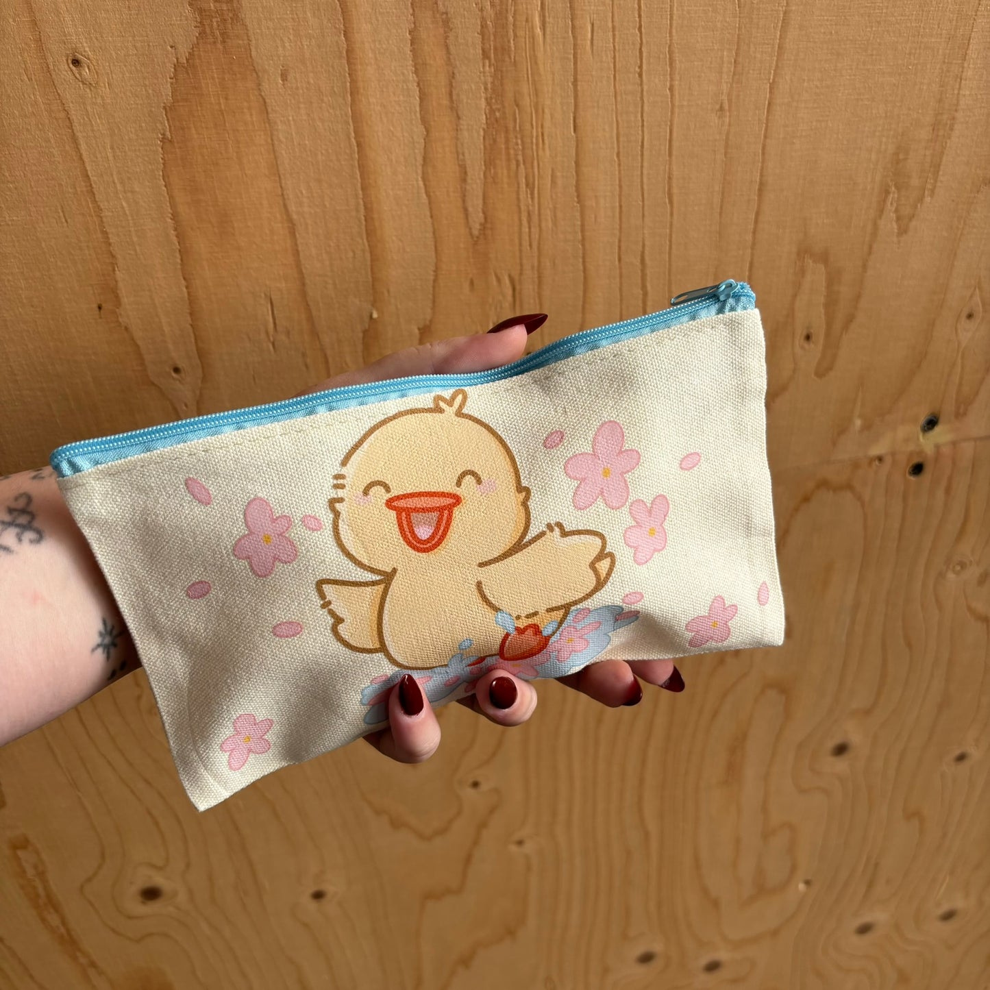 Splashing duck zip pouch